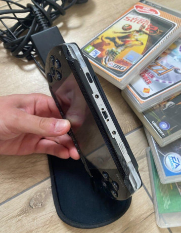 psp-konzolahry-big-3