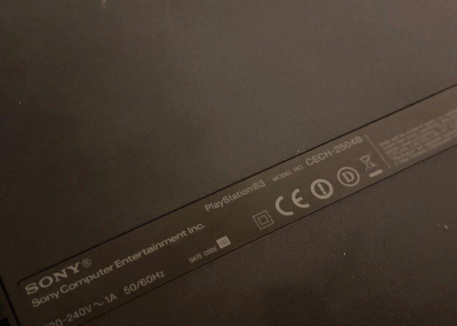 playstation-3-ps3-slim-2-ovladace-5-hier-big-2