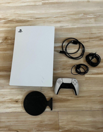 playstation-5-big-1