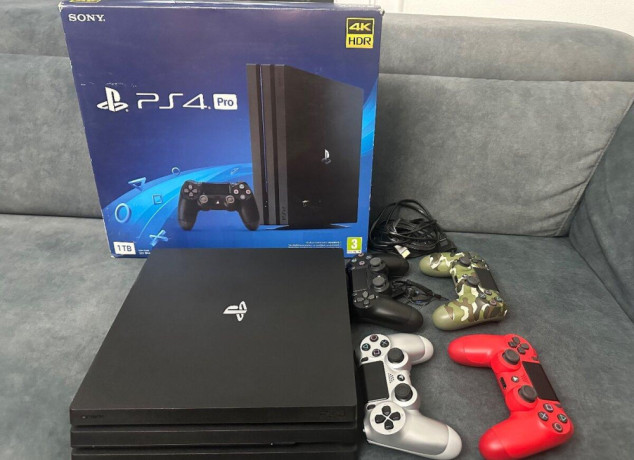 playstation-4-pro-1tb-cuh-7216b-4x-originalny-ovladac-big-0