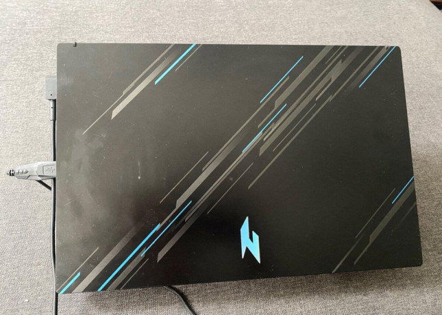 acer-herny-big-1