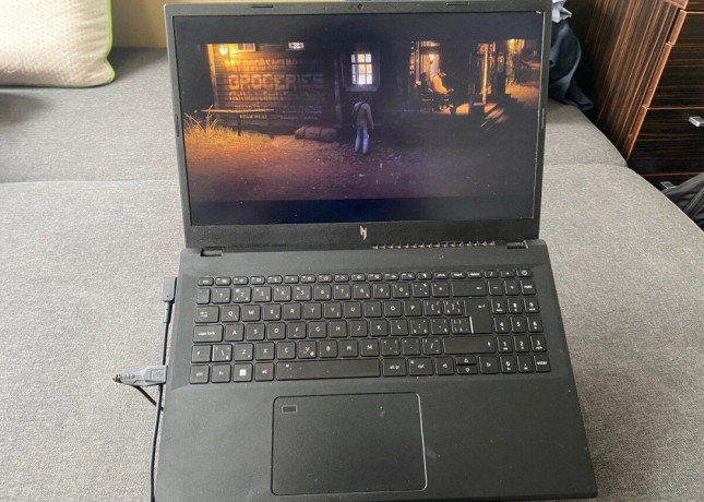 acer-herny-big-0