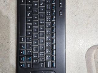 logitech-k400r-wireless-touchpad