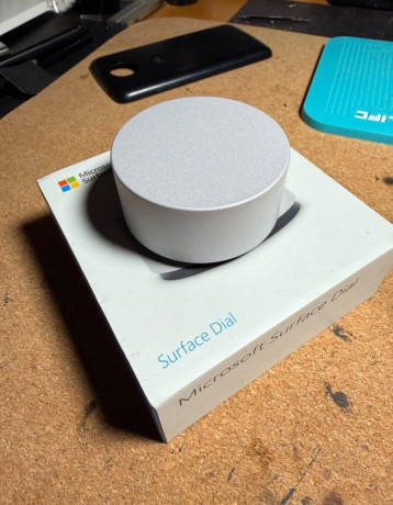 microsoft-surface-dial-big-0