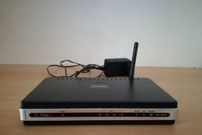 wifi-router-d-link-dsl-2641r-big-1