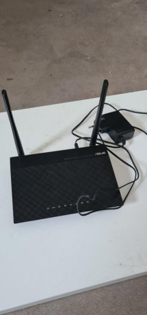 adsl-router-asus-dsl-n12e-big-0