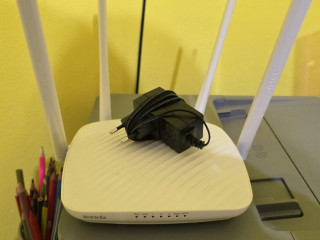 wifi-router-tenda-cdf7ao
