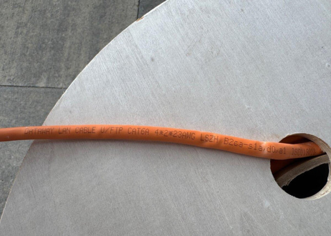 novy-500m-profesionalny-kabel-cat-6a-uftp-b2ca-big-2