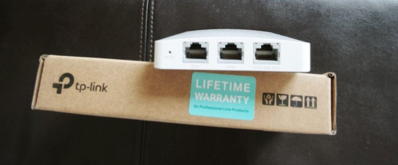 tp-link-omada-eap235-wall-big-1