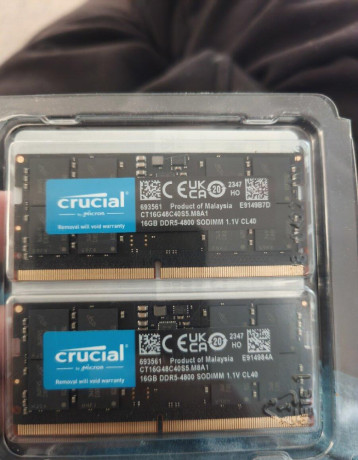 crucial-32gb-kit-ddr5-4800-sodimm-big-0