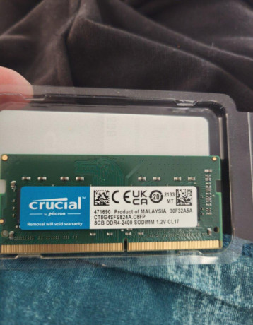 crucial-8gb-ddr4-2400-sodimm-big-0