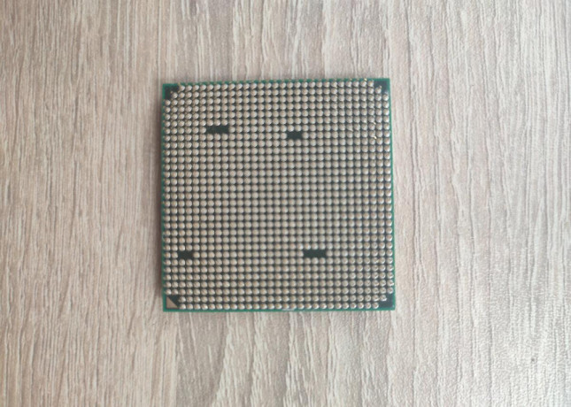 procesor-amd-athlon-ii-x2-250-big-1
