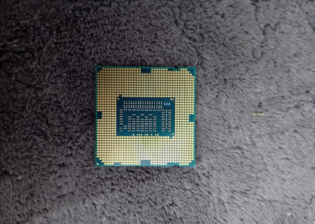 procesor-intel-core-i7-3770-big-1