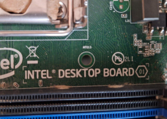 intel-zakldna-doska-na-diely-nestabilna-big-1