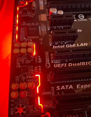 doska-gigabyte-i7-4790-16gb-ram-corsair-big-0