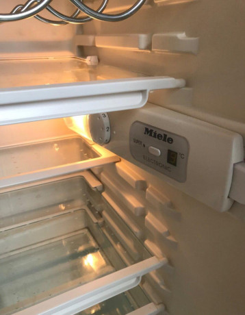 miele-kombinovana-chladnicka-s-mraznickou-big-1