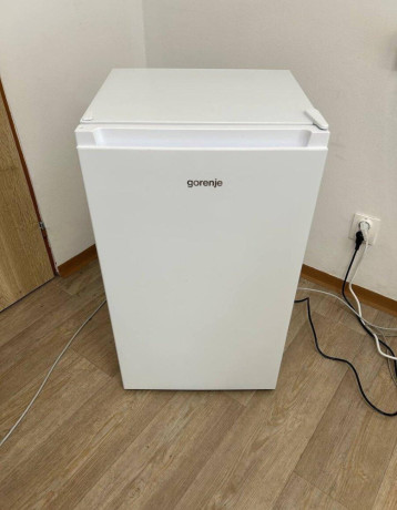 predam-chladnicku-gorenje-rb39epw4-big-0
