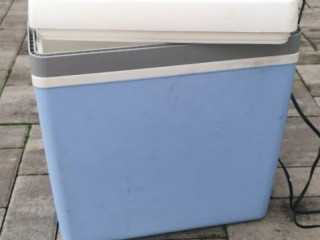 predam-autochladnicku-25l-12v
