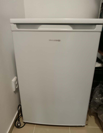 chladnicka-philco-ptl-1302-w-big-2