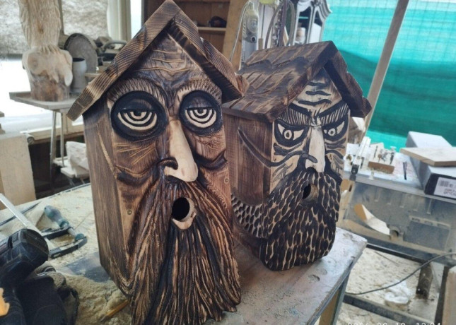 vtacia-budka-wood-spirit-big-4