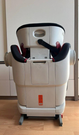 detska-autosedacka-romer-kidfix-xp-sict-15-36-kg-top-stav-big-2