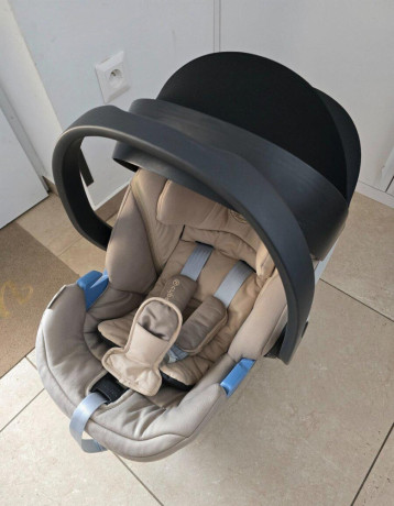autosedacka-cybex-aton-5-vajicko-so-zakladnou-big-1