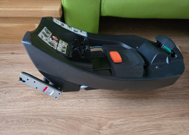 autosedacka-cybex-aton-5-vajicko-so-zakladnou-big-4