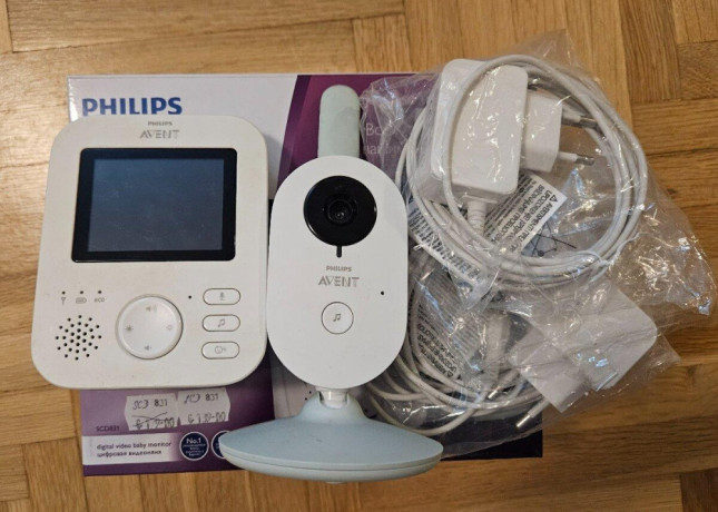 philips-avent-scd831-digitalna-video-pestunka-big-2
