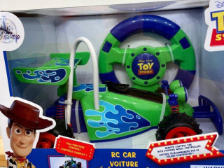 toy-story-hracka-auticko-original-disney