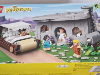 lego-21316-the-flintstones