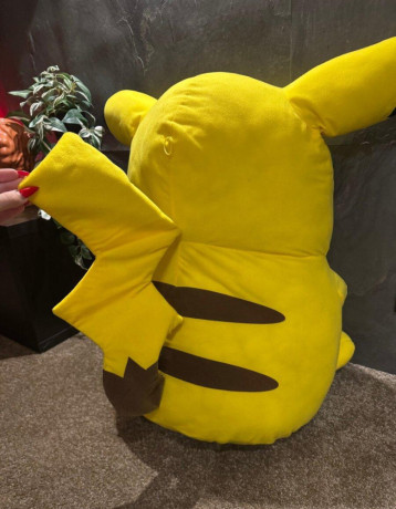 obrovsky-plysak-pikatchu-pokemon-big-1