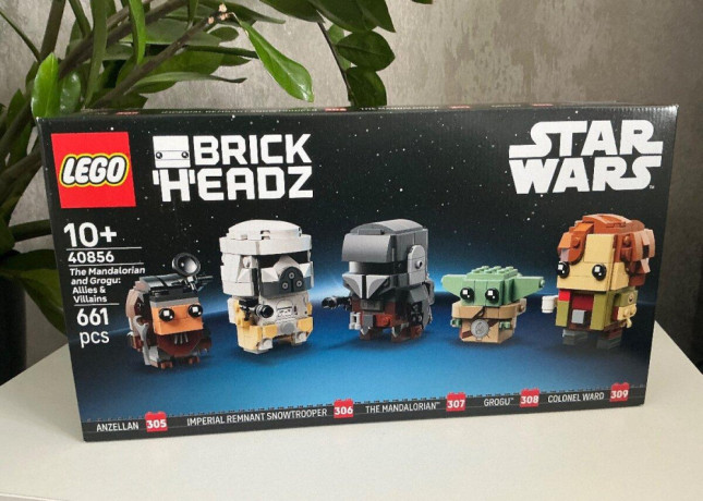 lego-40856-big-0