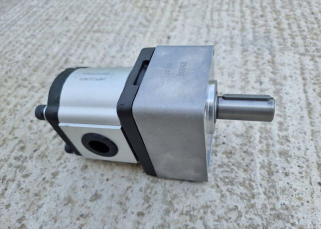 hydraulicke-cerpadlo-s-domcom-big-0