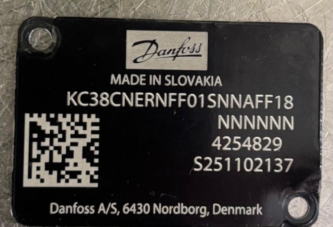 danfoss-kc38cnernff01snnaff18-hydraulicky-piestovy-motor-big-2