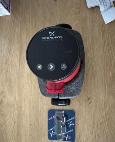 grundfos-alpha2-25-50-180-cerpadlo-big-0