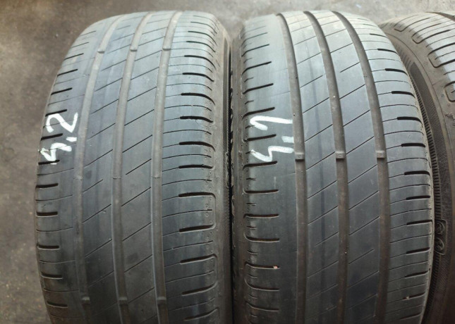18555-r15-goodyear-big-2