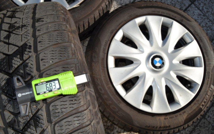 plechove-disky-r16-a-zimne-gumy-20560-r16-a-puklice-bmw-big-1