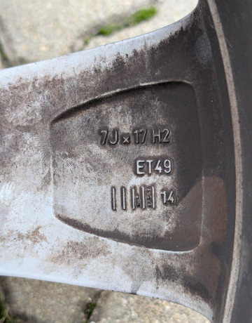 hlinikove-disky-skoda-5x112-r17-7j-et49-big-1