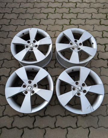 hlinikove-disky-skoda-5x112-r17-7j-et49-big-0