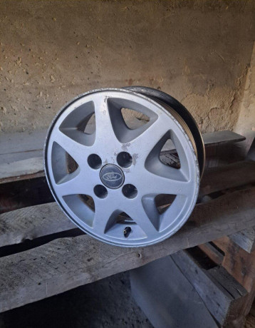 alu-disky-r14-ford-escort-big-0