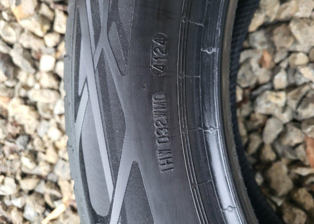 nove-pneu-continental-ecocontact-6q-21555-r18-dot-4124-big-4