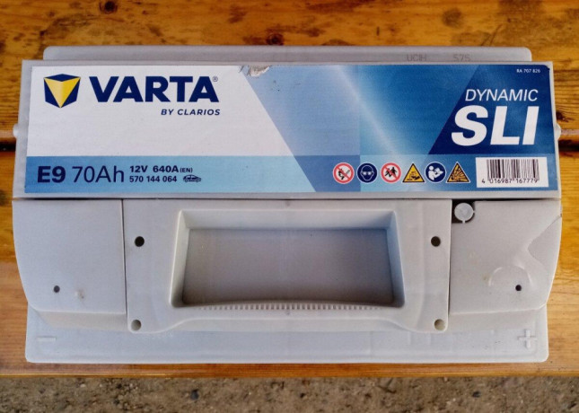 nova-autobateria-12v-varta-e9-70ah-640a-big-2