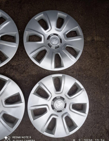 original-puklice-skoda-r16-scala-kamiq-big-2