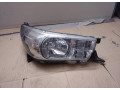 predne-prave-svetlo-toyota-hilux-r-2015-small-0