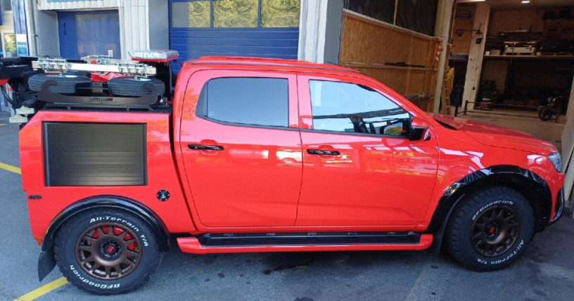 isuzu-d-max-2017-2025-big-0