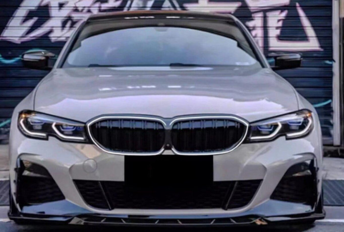 predna-podsvietena-led-mriezka-bmw-rad-3-g20-g21-2018-2022-big-4