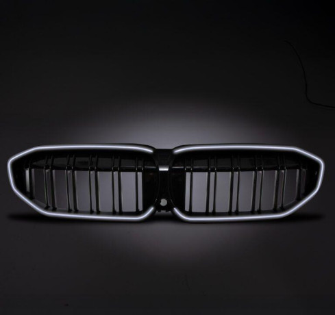 predna-podsvietena-led-mriezka-bmw-rad-3-g20-g21-2018-2022-big-1