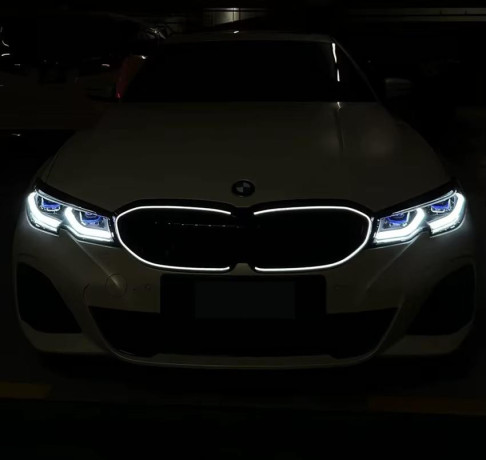 predna-podsvietena-led-mriezka-bmw-rad-3-g20-g21-2018-2022-big-0