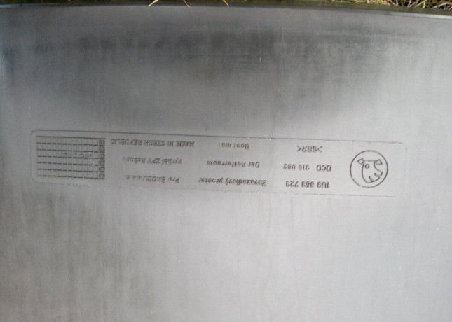 predam-kufrovu-gumu-skoda-octavia-kombi-big-0