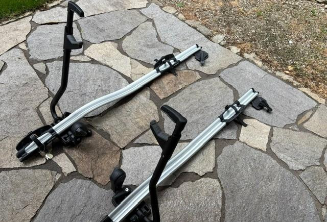 volvo-stresny-nosic-na-bicykle-big-1
